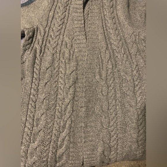 Cardigan - Picture 3 of 6